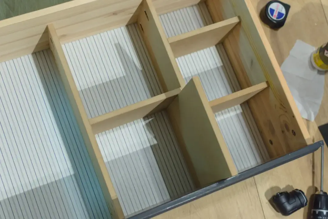 Jak przerobić szafki na szuflady? Kompletny poradnik DIY