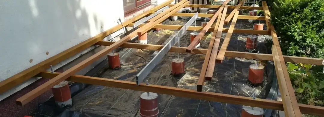 Jak gęsto legary pod deskę tarasową, aby uniknąć problemów z uginaniem?