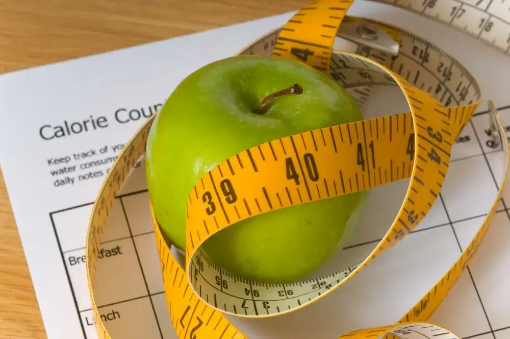 1 kg ile to kcal? Poznaj przelicznik kalorii w tłuszczu