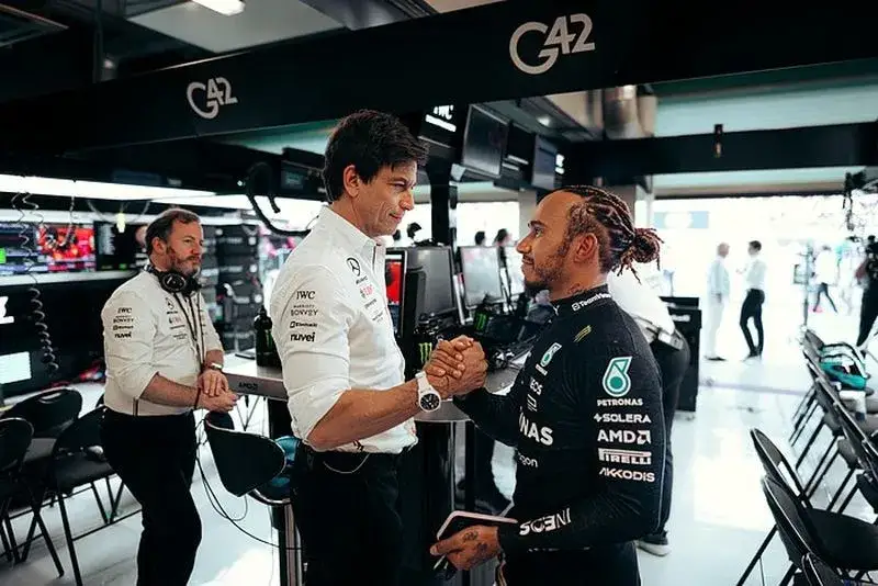 Jak Toto Wolff dowiedział się o odejściu Hamiltona