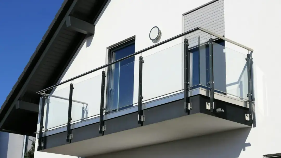 Jak dobrze wykonać zabudowę balkonu? - Porady i wskazówki