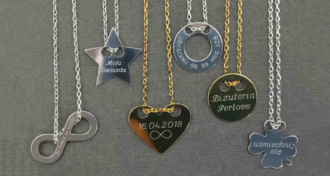 Co można wygrawerować na naszyjniku? Pomysły i porady, których nie możesz przegapić