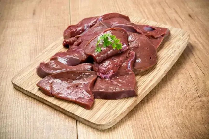 Czy pies może jeść wątróbkę? Bezpieczne porady i ryzyko dla zdrowia