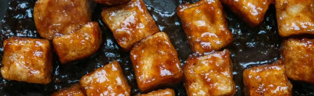 Pyszne i szybkie dania, które możesz zrobić z tofu na obiad