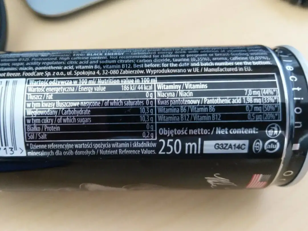 Kofeina w Blacku: Ile mg w puszce? Sprawdź fakty!