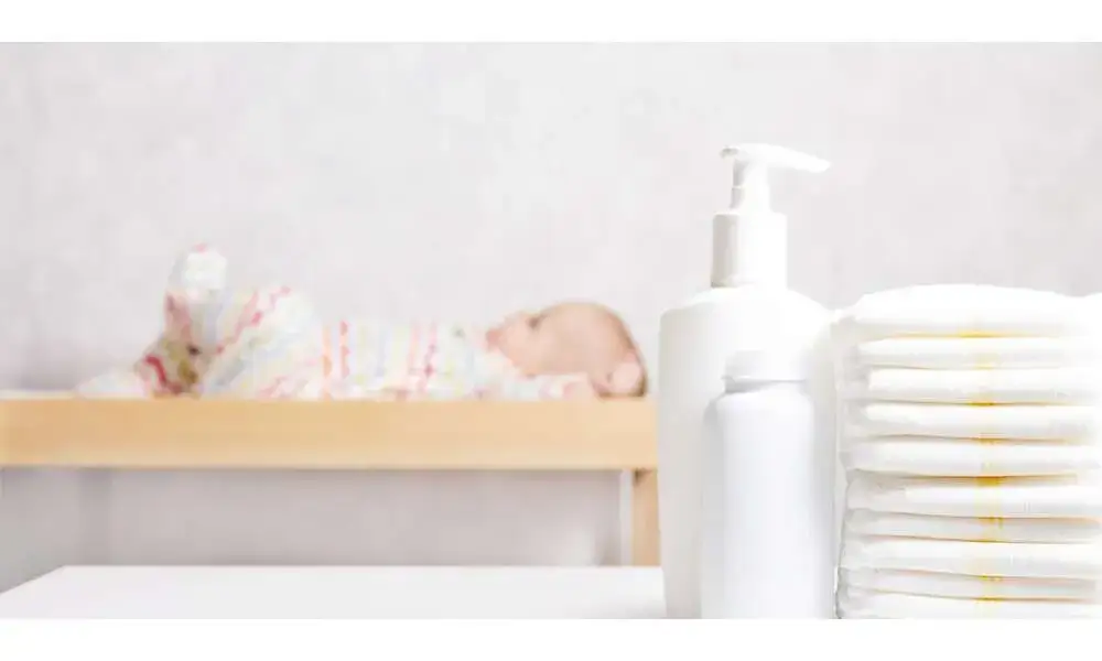 Pieluchy tetrowe czy flanelowe? Wybierz idealne dla maluszka!