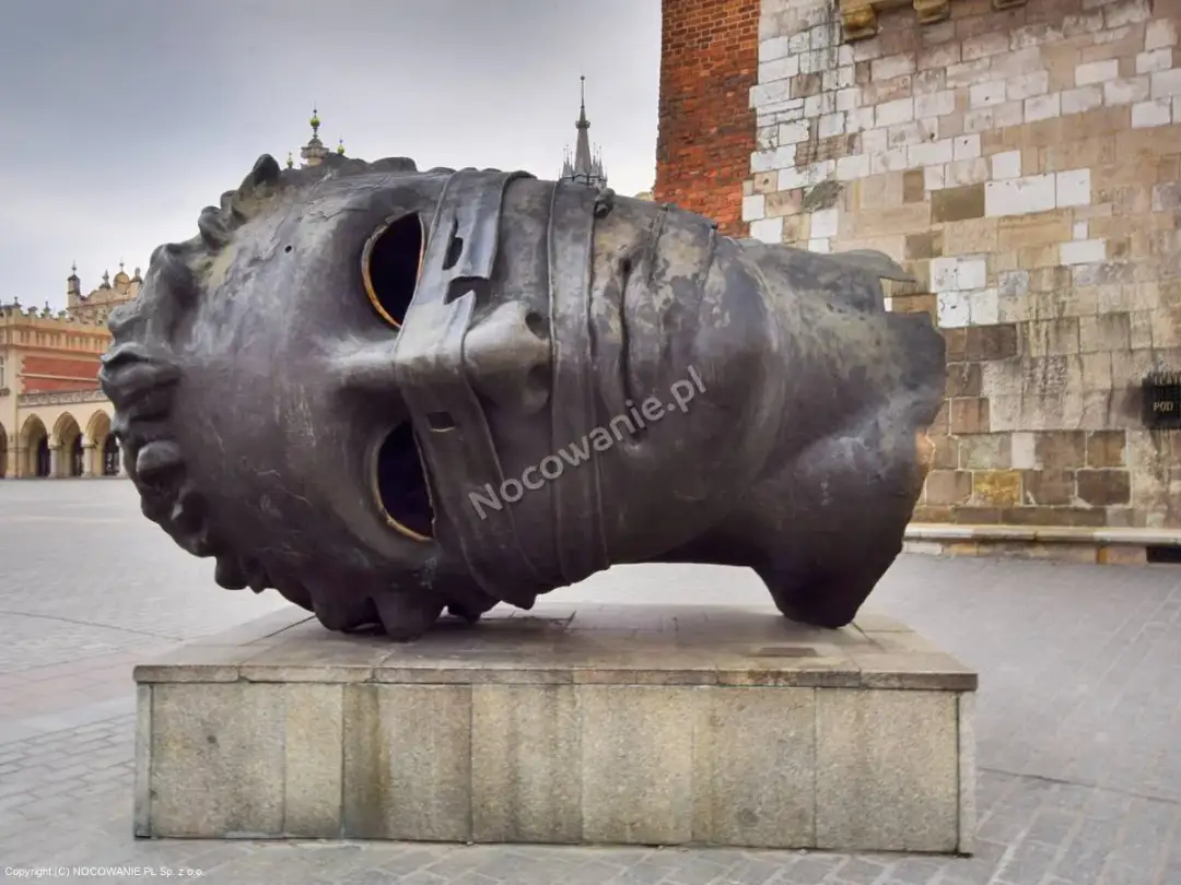 Eros Bendato Kraków: Odkryj sekrety spętanej głowy Mitoraja