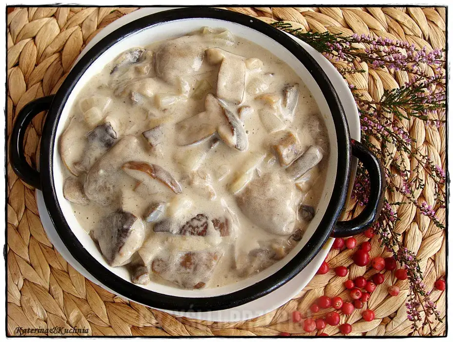 Sos z grzybów leśnych: Prosty przepis krok po kroku