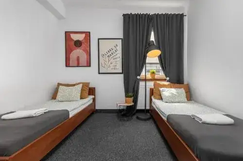 Jak wygląda nocleg w hostelu? Oczekiwania, komfort i udogodnienia