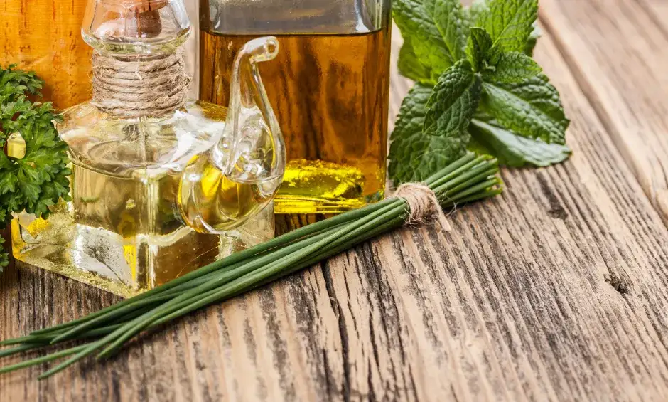 Gdzie kupić oliwę szczypiorkową? Sprawdź najlepsze sklepy i ceny