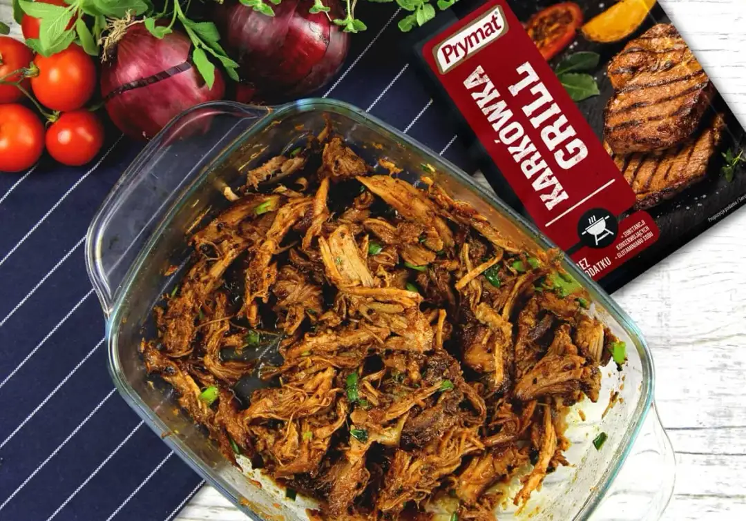 Sałatka z szarpaną wieprzowiną - przepis na wyjątkowe danie na każdą okazję