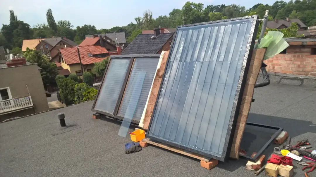 Jak zrobić panel słoneczny do grzania wody - proste kroki i materiały