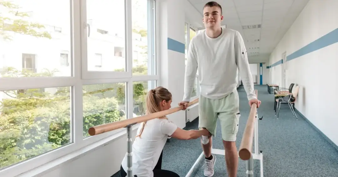 Ile wynosi świadczenie rehabilitacyjne po ustaniu zatrudnienia i jak je uzyskać