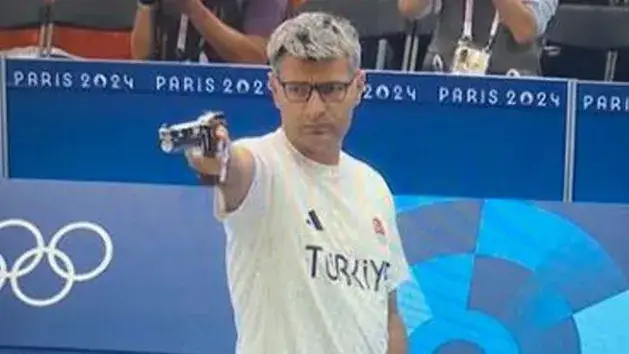 Kto był w Paryżu? Memy o Yusufie Dikecu, które musisz zobaczyć