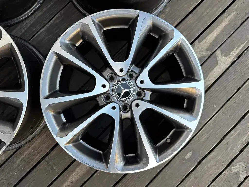 Jakie felgi do Mercedes W211? Wybierz idealne i uniknij błędów!