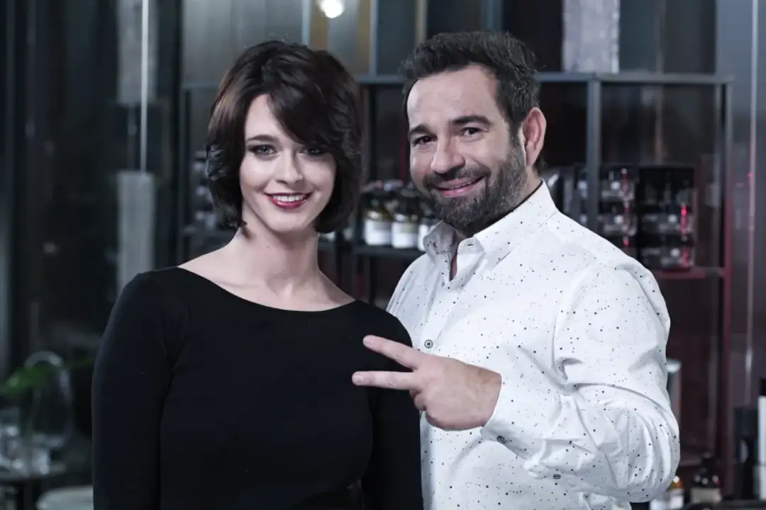 Gęste, krótkie włosy? Najlepsze fryzury, które pomogą je okiełznać!