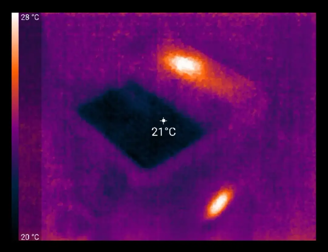 Czy nawilżacz powietrza chłodzi skutecznie? Poznaj prawdę i fakty