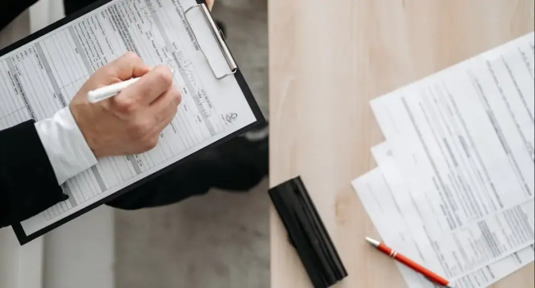 Jak złożyć wniosek o dofinansowanie do okien i uniknąć błędów