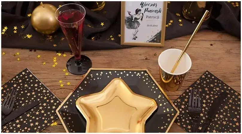 Jak udekorować stół na urodziny - inspiracje i pomysły na galerię dekoracji