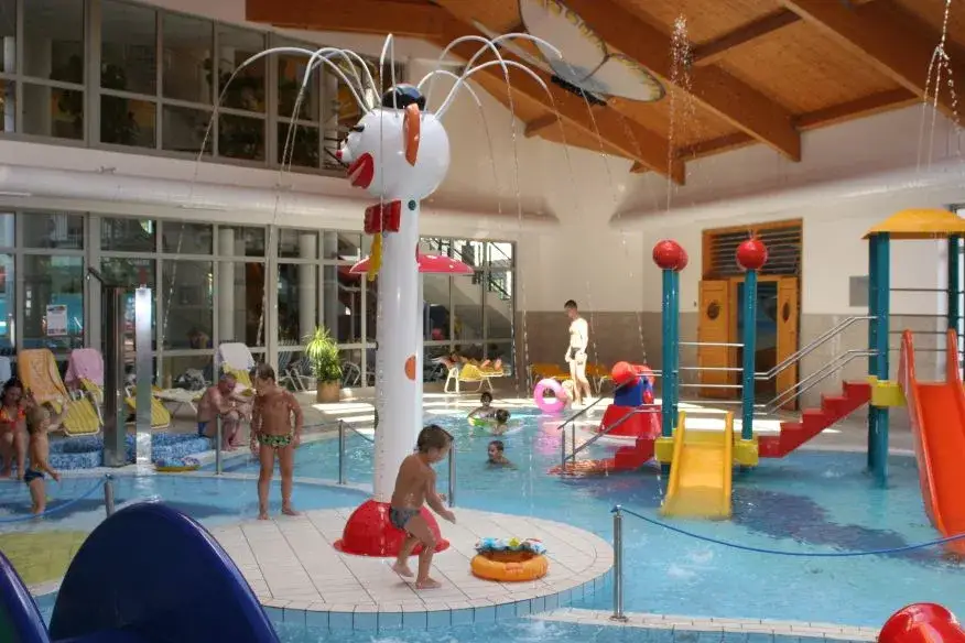 Nyiregyhaza baseny: Wodne atrakcje na Węgrzech dla rodzin