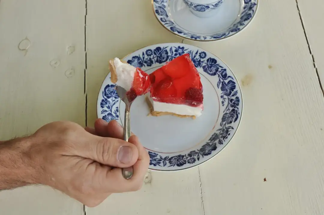 Włosy w nosie: Bezpieczne metody i ryzyko "trójkąta śmierci"