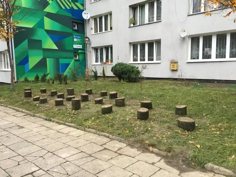 Jak dojechać na osiedle złotej jesieni w Krakowie - praktyczne informacje