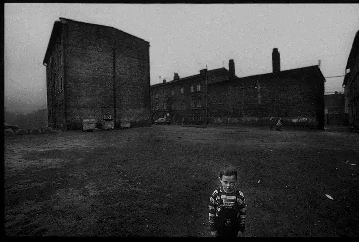 Jak zrobić czarno białe zdjęcie: 5 skutecznych technik na lepsze fotografie