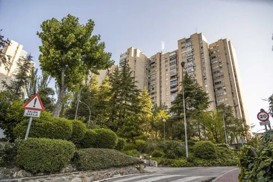 Todo lo que necesitas saber sobre la urbanización Ciudad de los Periodistas Madrid