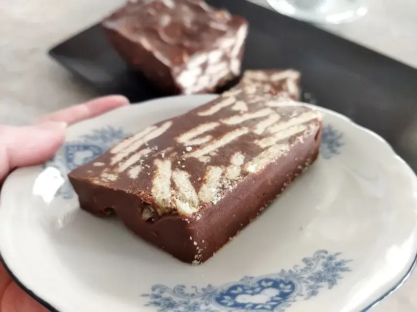 Idealny blok czekoladowy: Prosty przepis na deser z PRL