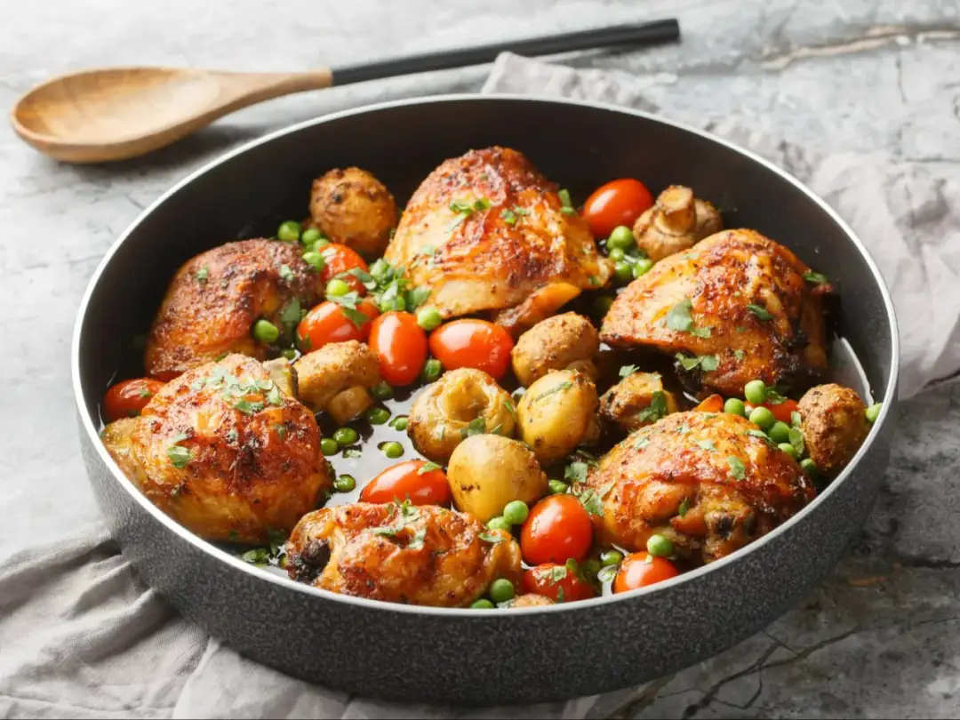 Jak piec kurczaka udka, aby były soczyste i pełne smaku