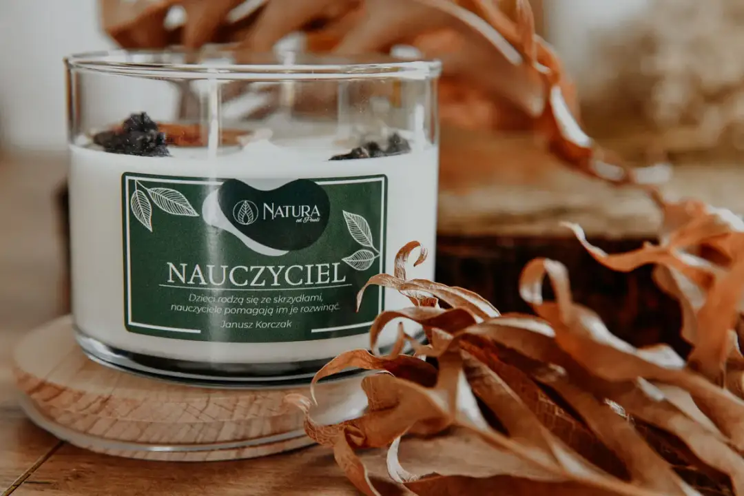 Co kupić wychowawczyni na koniec szkoły, aby wywołać uśmiech?