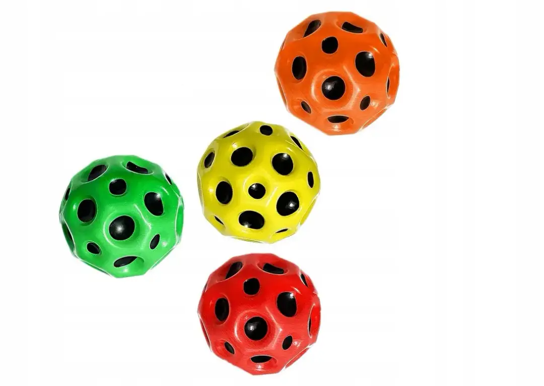 Jaka piłka do skakania dla 3 latka? Bezpieczne opcje i rozmiary