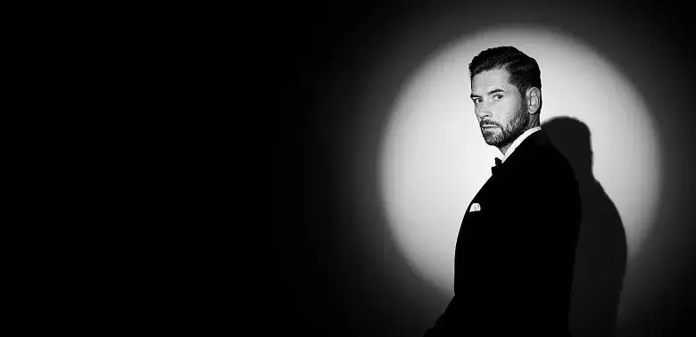 W co się ubrać na bankiet firmowy, aby wyglądać elegancko i profesjonalnie