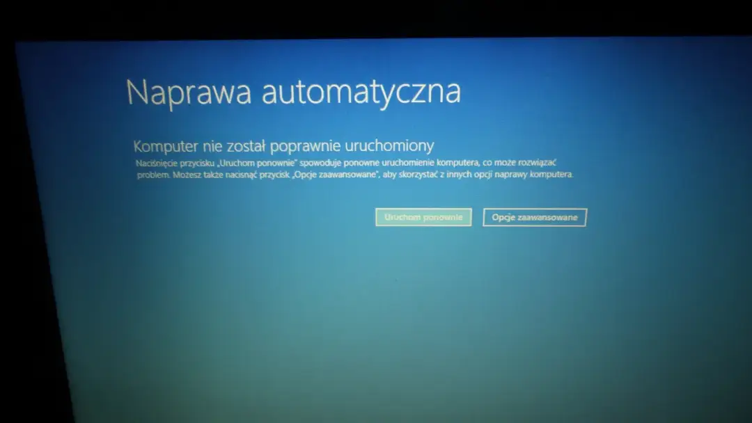 Jak uruchomić laptop? Od pierwszego włączenia po rozwiązanie problemów