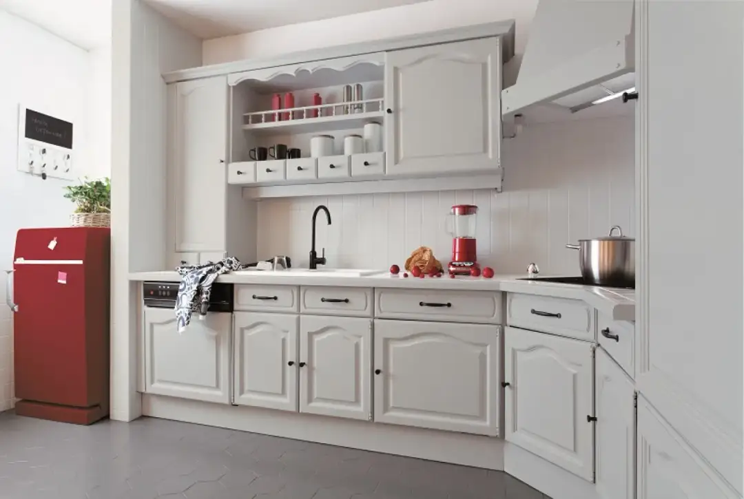 Jak odnowić stare meble kuchenne i nadać im nowe życie