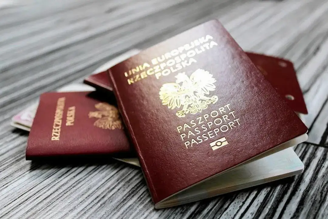 Ile czasu się czeka na paszport w Polsce? Sprawdź, co wpływa na oczekiwanie