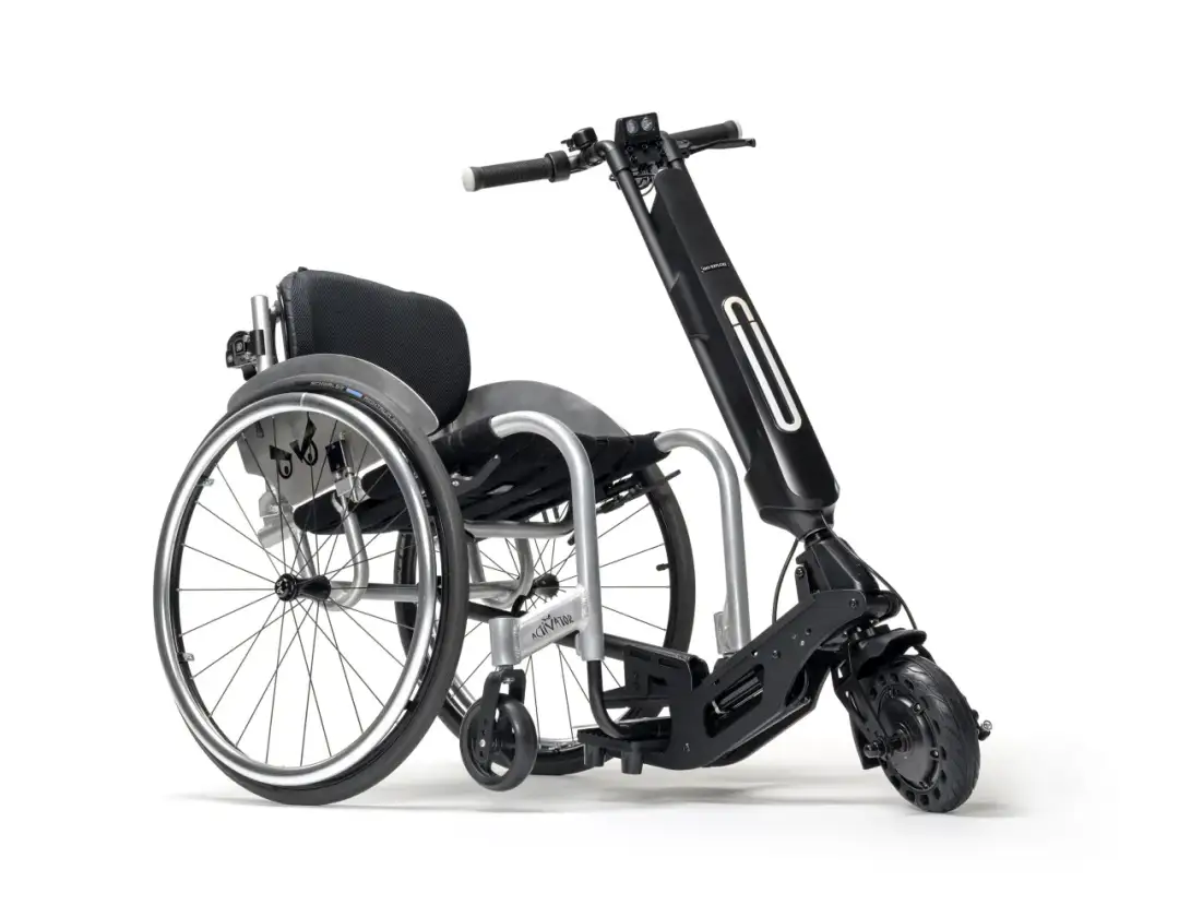 Ile kosztuje wypożyczenie wózka inwalidzkiego: kompletny cennik 2025