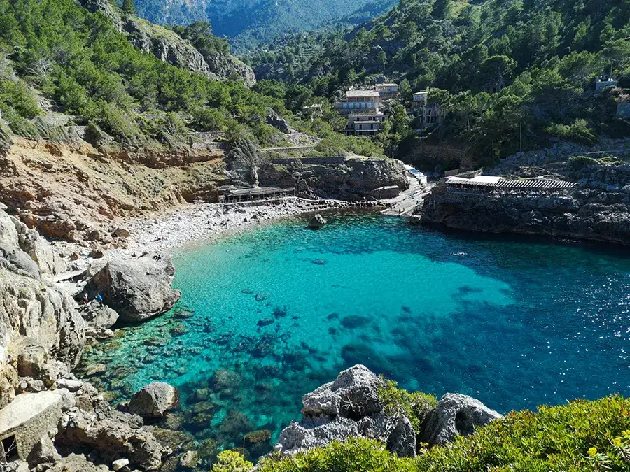 Czy na Majorkę trzeba paszport? Oto, co musisz wiedzieć przed podróżą