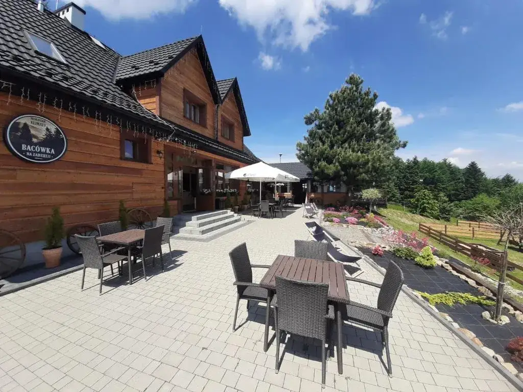 Bacówka Na Zadzielu: Beskid Wyspowy planuj wyjazd i podziwiaj Tatry