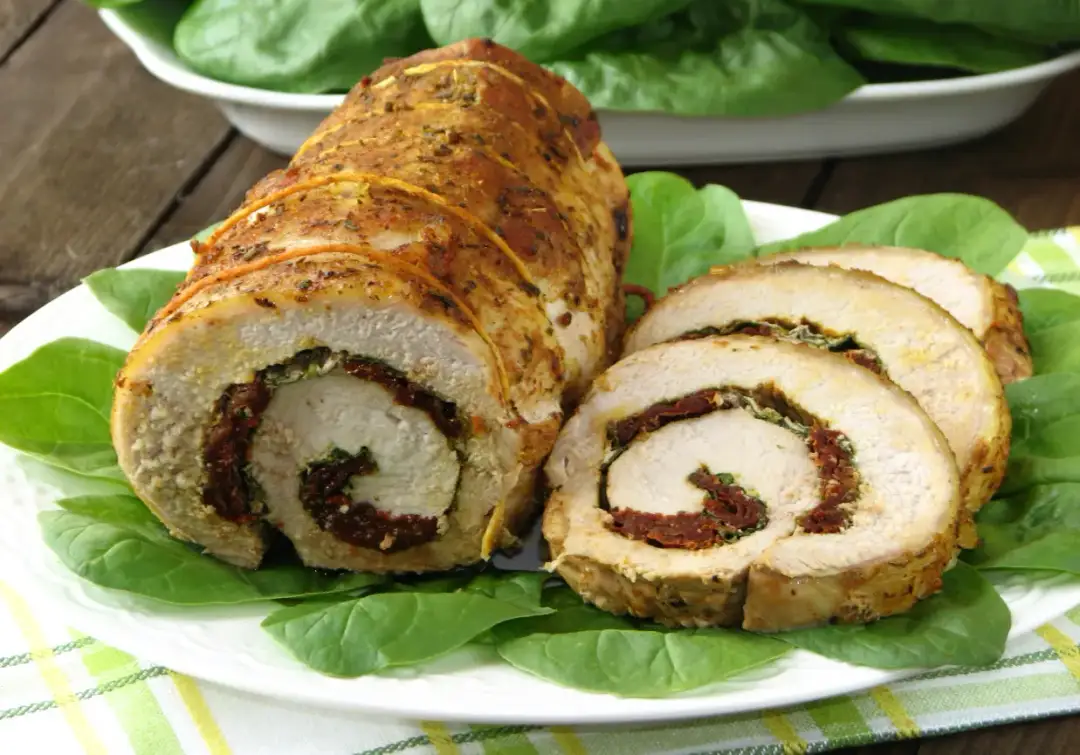 Jakie sekrety kryje rolada schabowa ze szpinakiem, by smakowała?