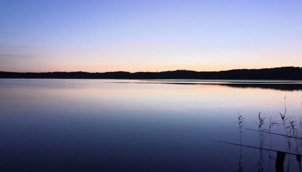 Jezioro Choczewskie: piękne miejsce na wędkowanie i relaks w naturze