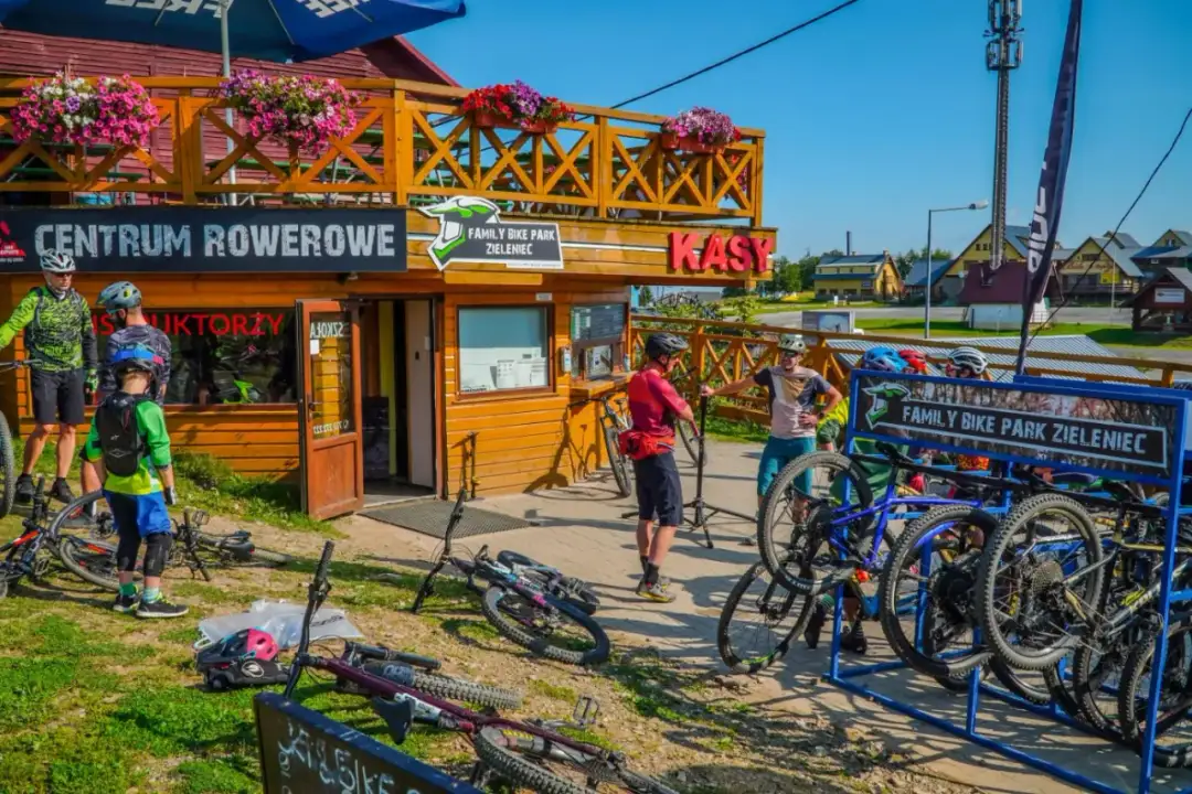 Trasy rowerowe dla rodzin z dziećmi w Dolnym Śląsku - bezpieczne i malownicze