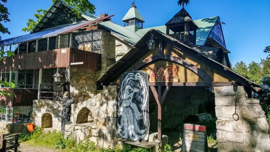 Najciekawsze atrakcje w Sękowej, które musisz zobaczyć podczas wizyty