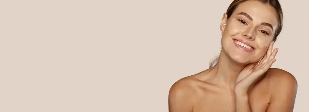 Jak przygotować twarz do makijażu? Sekret trwałości i zdrowej cery