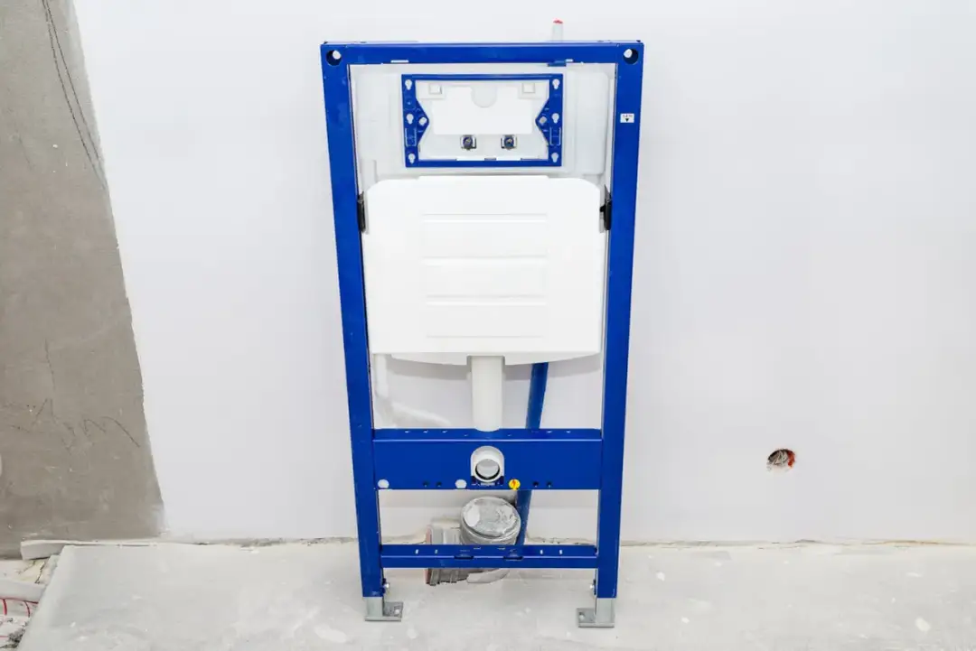 Wysokość montażu stelaża WC: Jak uniknąć błędów i zyskać komfort?