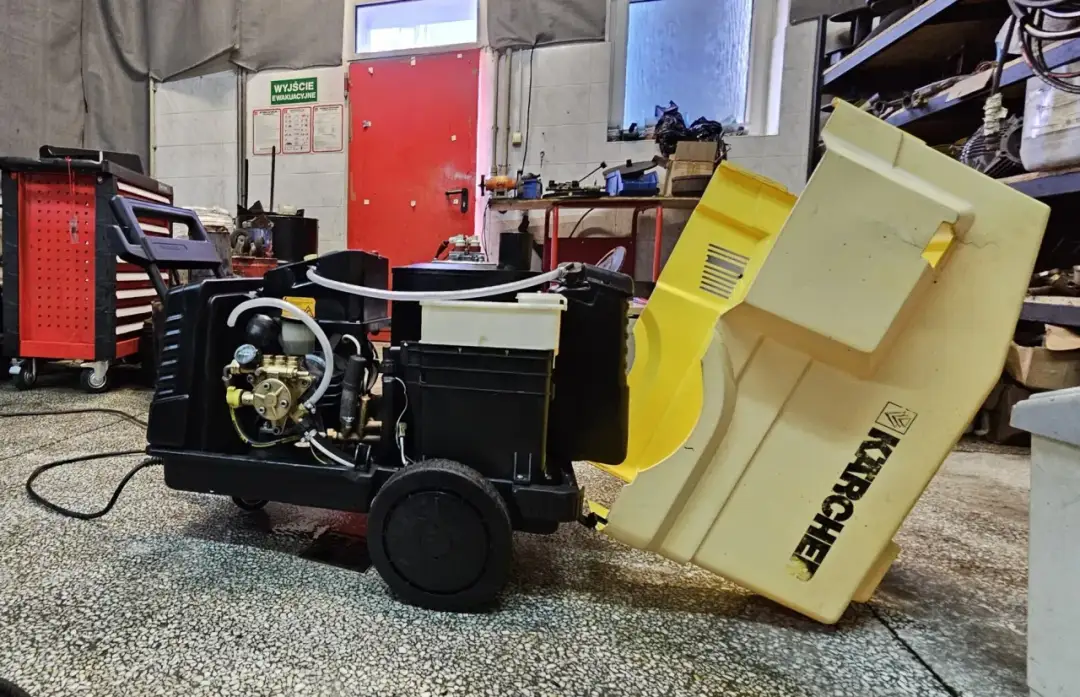 Odkamienianie myjki ciśnieniowej: Uratuj sprzęt przed awarią!