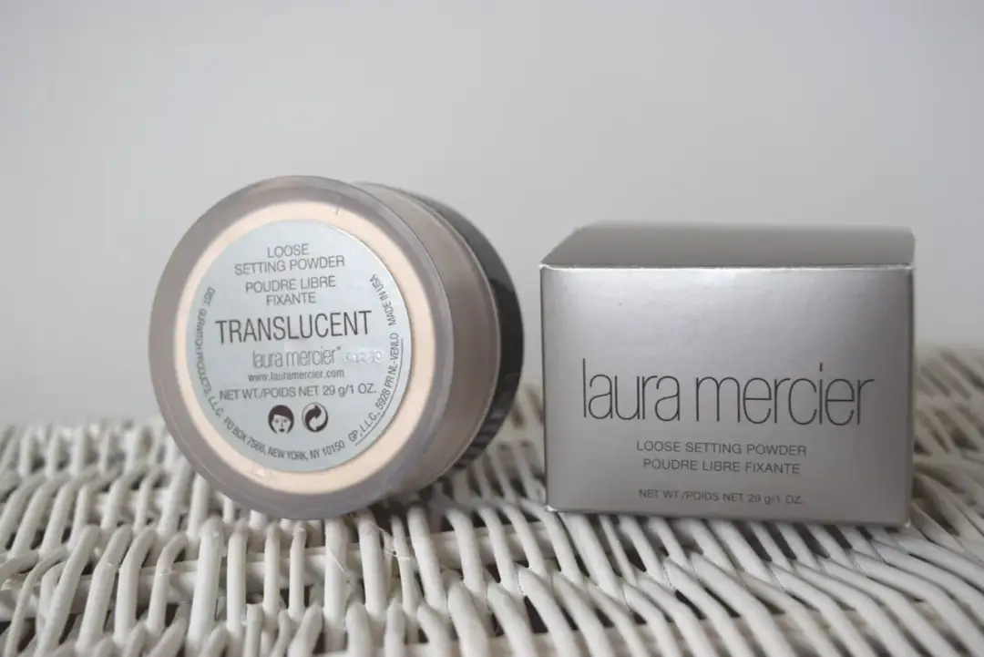 Laura Mercier puder rozświetlający: idealny wybór dla Twojej skóry
