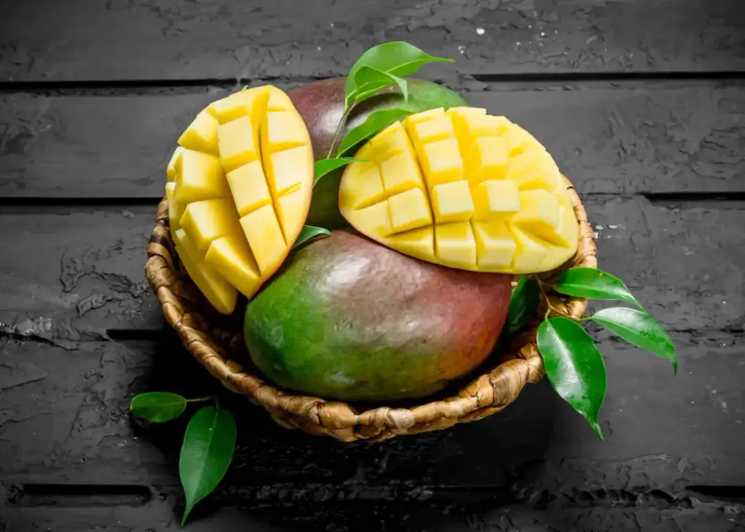 Indeks glikemiczny mango - Jak jeść je na redukcji bez skoków cukru?