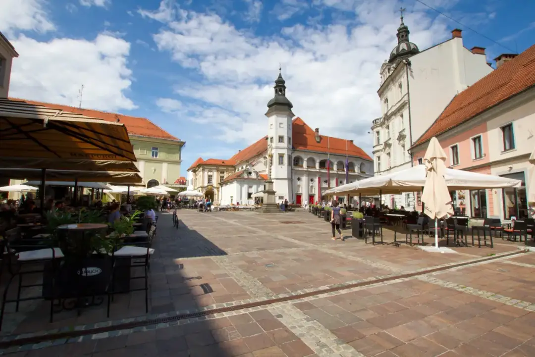 Maribor gdzie zjeść: Odkryj najlepsze restauracje i lokalne smaki