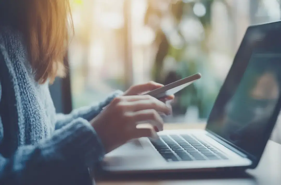 Jak wybrać najlepszą platformę rozrywkową online w Polsce